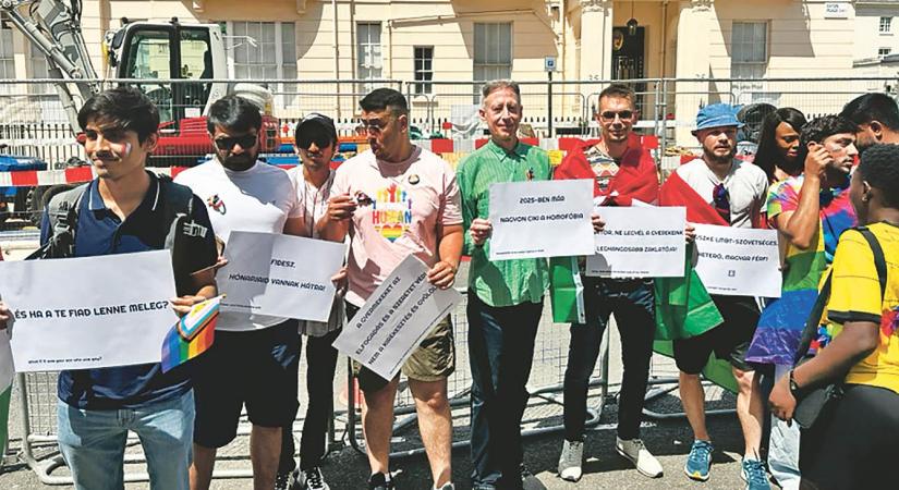 Londonból üzentek az Orbán-kormánynak, hogy a világ figyel - Népszava