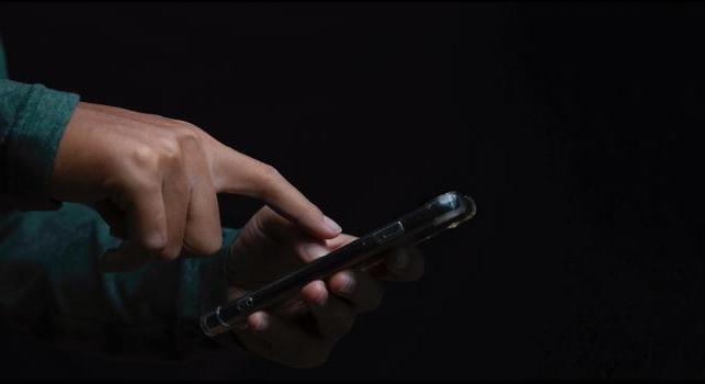 Jó lesz vigyázni, csalók küldenek SMS-t a mobilszolgáltatók nevében - Esport 1