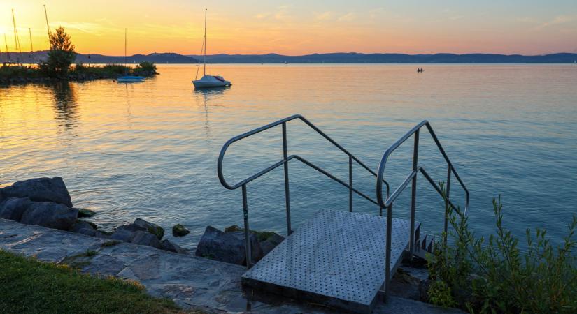 Veszélyes a Balaton: itt még a fürdést is megtiltották - Agrárszektor