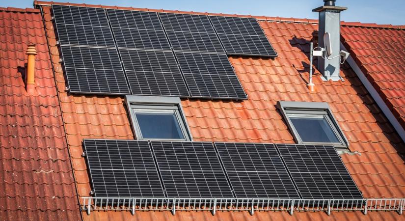 Félidejéhez érkezett a kifizetések területén is a Napenergia Plusz Program - HírTV