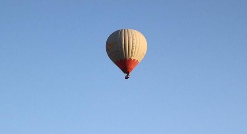 Lángoló hőlégballon zuhant le Brazíliában, nyolcan meghaltak - videó - Vaol