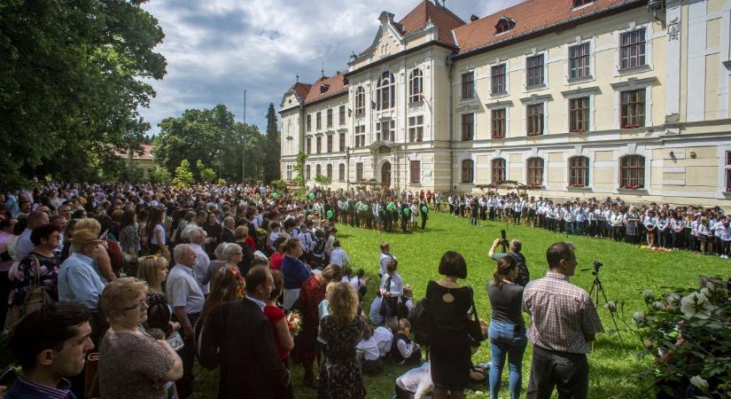 Minisztériumi döntéssel hoznák létre újra a marosvásárhelyi katolikus iskolát - Külhoni Magyarok