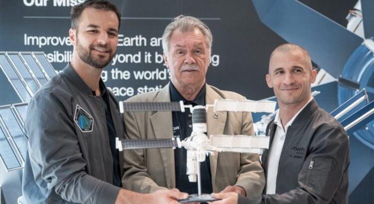 VIDÉKI LAPSZEMLE – Devizahitelesek, internetes csalás, önkormányzati illetmények, mikor indul a SpaceX - Veszprém Kukac