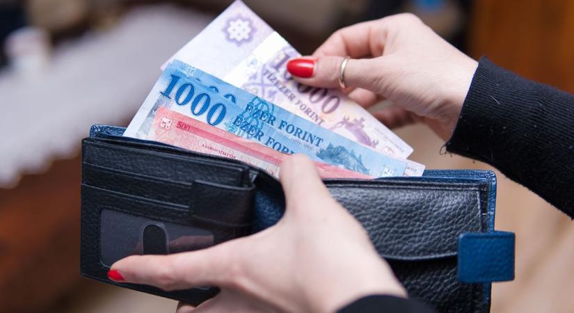 Sokan nem tudják, de ezek a bankjegyek hamarosan lejárnak - délmagyar
