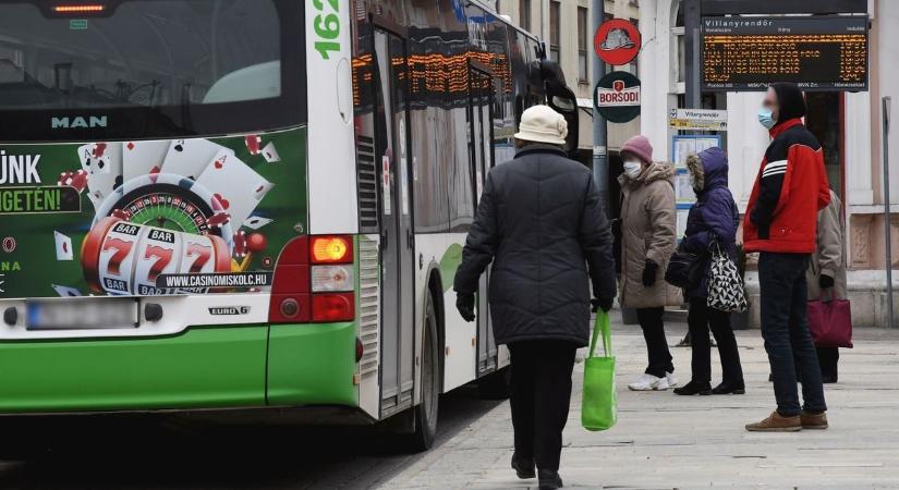 Káosz egy miskolci megállóban – amit erre a buszvezető tett, az mindenkit megdöbbentett! - Boon