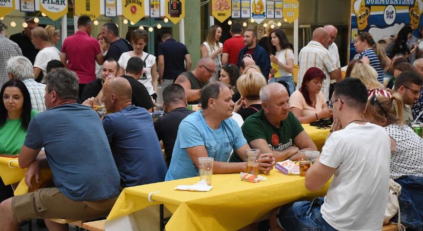 Felnőtt mesék és különleges főzetek várták a berényi mulatság látogatóit – galériával, videóval - Szoljon