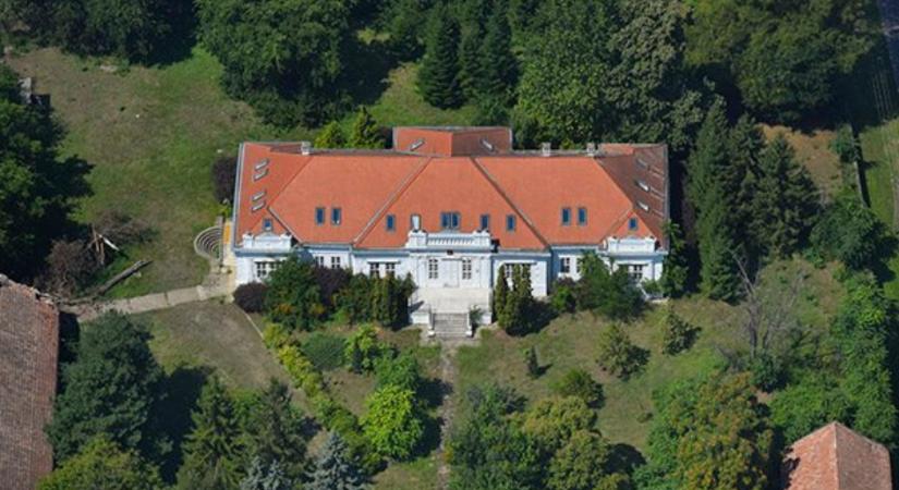 Piacra dobta az állam a Perényi kastélyt - Hódpress