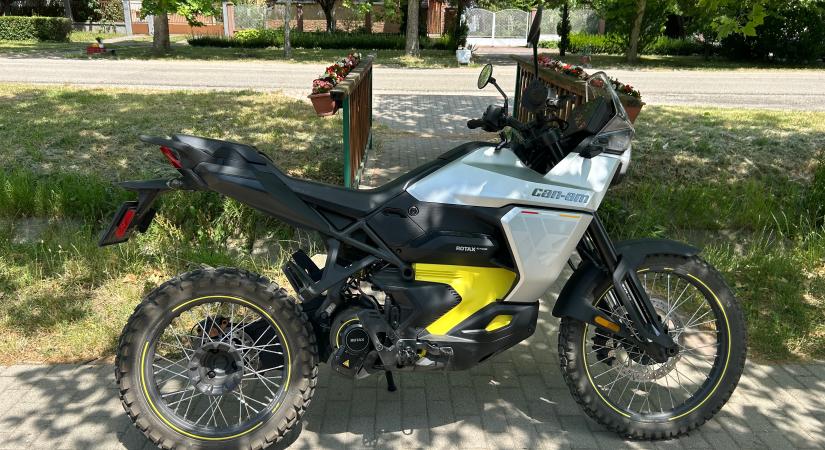 Tesla két keréken – a Can-Am Origin elektromos motor tesztje - Blikk