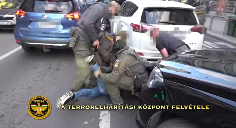 A TEK által kémkedés gyanújával elfogott ukrán férfi inkább Oroszországba akart távozni - HVG - Itthon