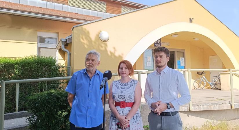Ingyenesen parkolhatunk a mosonmagyaróvári kórház Vízpart utcai részlegénél is – mutatjuk, mikortól és mennyit - Kisalföld