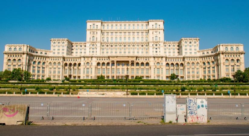 Bizalmat szavazott a román parlament a kormánynak - Demokrata
