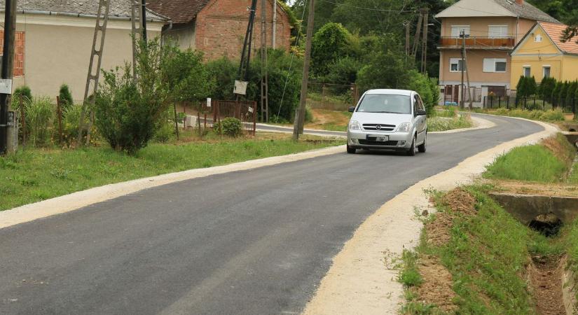 Csalók járják a balatonboglári utcákat - Sonline
