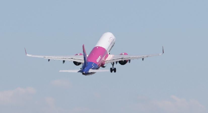 Ennyi volt! A Wizz Air azonnali hatállyal leállította a közel-keleti térségbe tartó járatait - Blikk - Kvíz