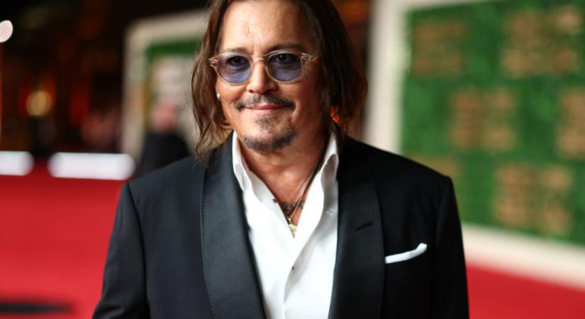 Keserű vallomást tett Johnny Depp: az Amber Hearddel való peréről van szó - Elle