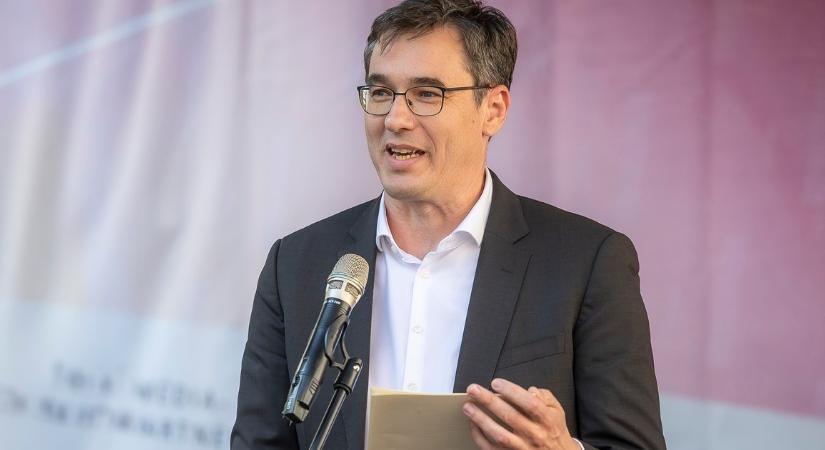 Karácsony Gergely részleteket árult el a Pride-ról: „Teljes biztonsággal vehetsz részt ezen a rendezvényen” - Blikk - Kvíz