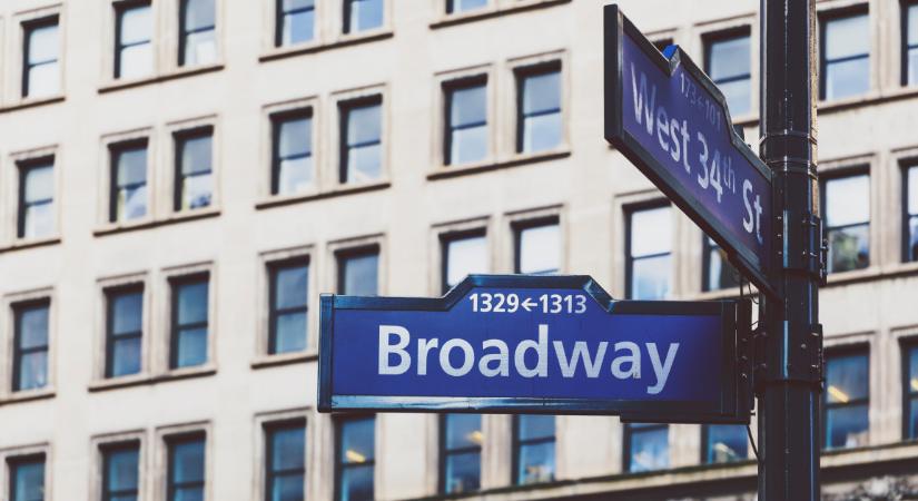 Hollywood után Broadway: tömegesen indulnak színpadra a sztárok - Femcafe.hu