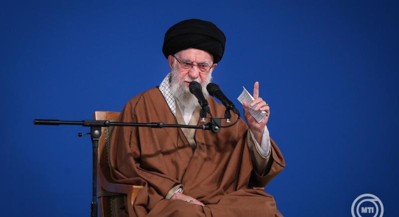 Irán rakétatámadást indított az Egyesült Államok iraki és katari katonai támaszpontjai ellen - Szombat.org