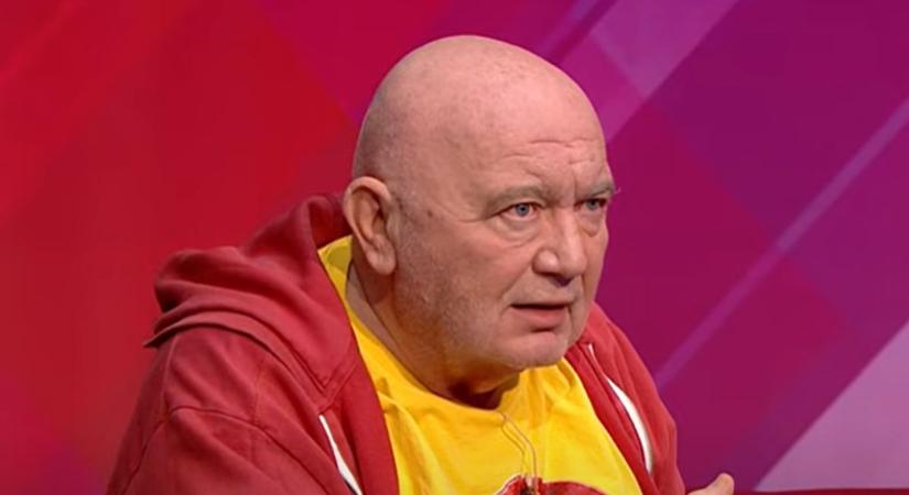 Az egészségügyi államtitkár felmosta a padlót Kulja Andrással - Mandiner