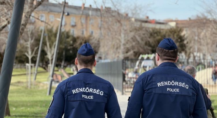 Megütöttek egy közterület-felügyelőt Debrecen belvárosában - Debreceni Nap