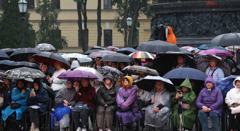Kimondták az országrész nevét, itt esik a nyakunkba csapadék kedden, lehet készülni máris? Részletes időjárás-előrejelzés - Promotions
