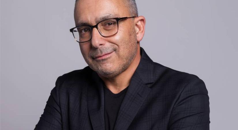 Sváby András ritkán látott fiával: a 30 éves Tomi ennyire jóképű - Femina