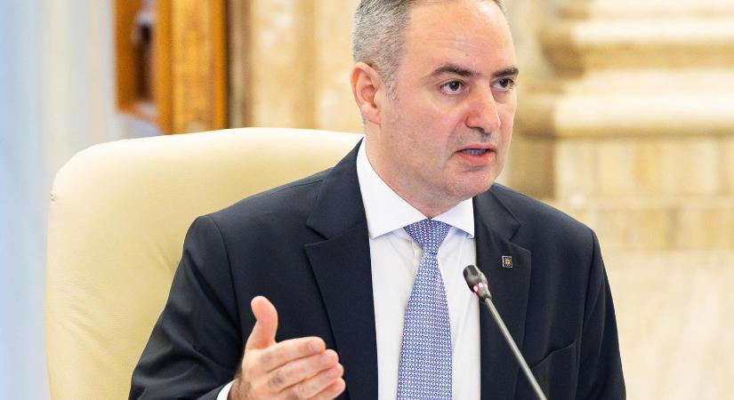 Jövőre is elmaradthat a nyugdíj- és a közalkalmazotti béremelés - Maszol