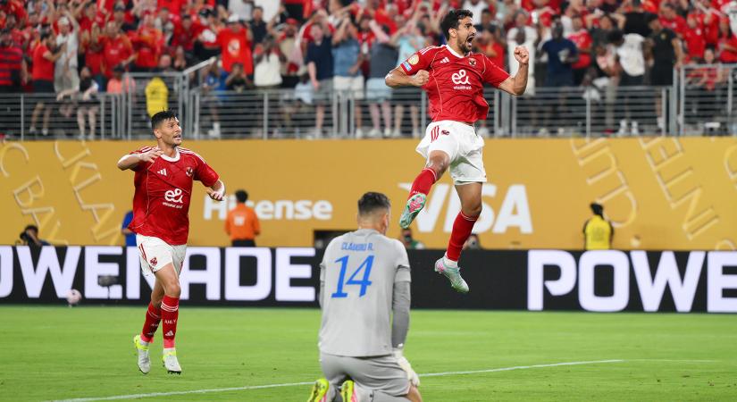 Klub-vb: A Fradi távozója bombagólt lőtt a Portónak; Messiék továbbmentek és a PSG-vel játszhatnak - videó - Csakfoci