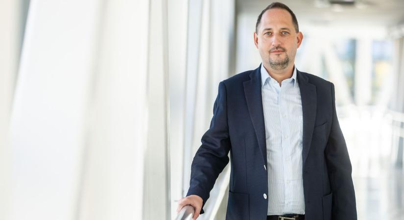 „Ez egy küldetés számomra” – dr. Virág József, a Szent Borbála Kórház főigazgatója a betegközpontú ellátásban hisz - Kemma