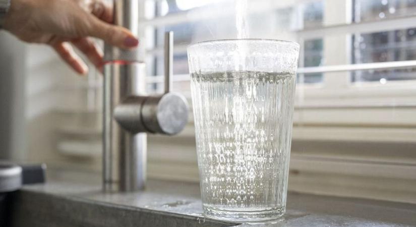 Ebben az országban túl sok vizet használnak - szigorú évek előtt állnak - Köpönyeg