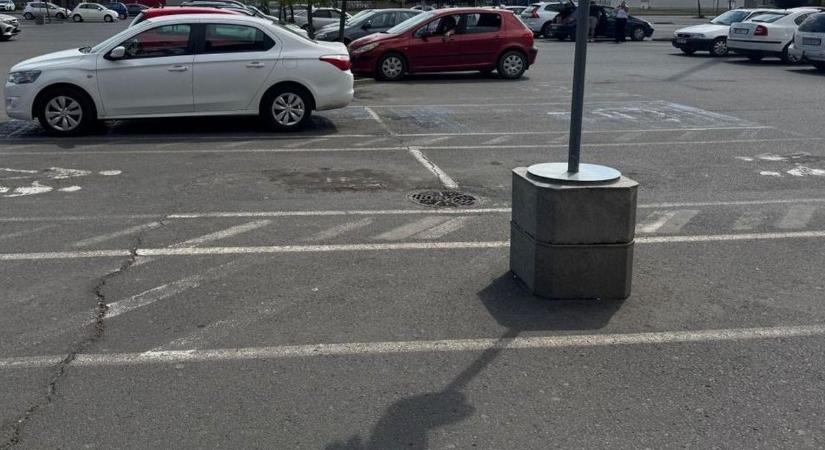 A testvére életéért küzdöttek – olyat tett egy ismeretlen nő, hogy most egész Miskolc őt keresi - Boon