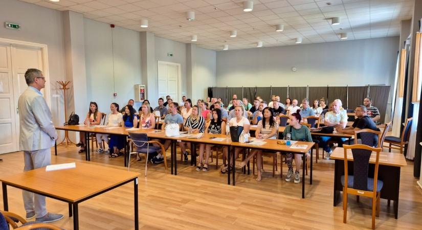Vállalkozóvá válásukat segítette a vármegyei kormányhivatal - Szon
