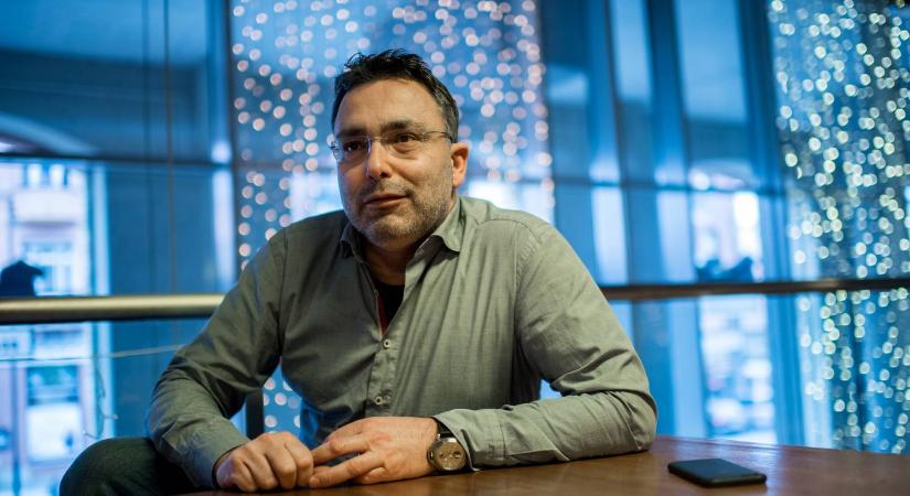 Sváby András azt javasolja minden férfinak, hogy 50 felett vállaljon gyermeket - Velvet