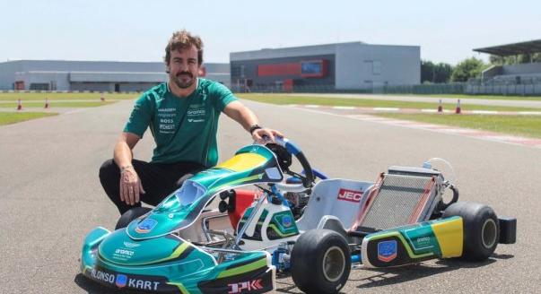 Spanyol F3-as és Alonso: indul az Aston akadémiája - Formula
