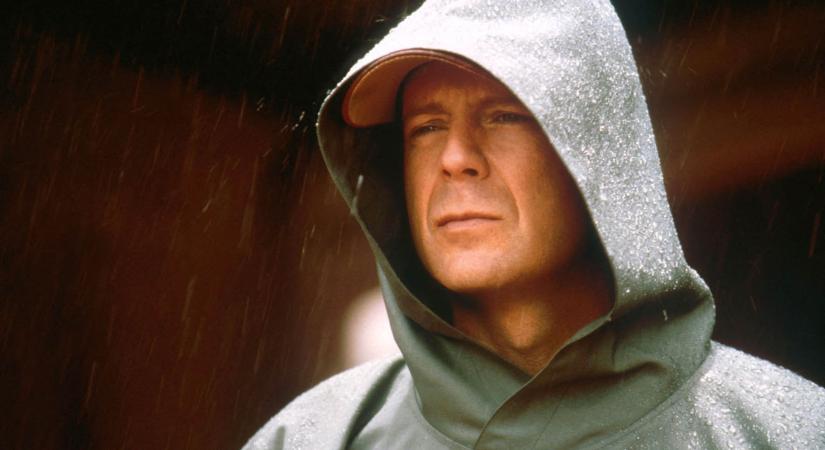 Szívszorító pillanatok - Bruce Willis lánya friss fotókat osztott meg nagybeteg édesapjáról - Blikk