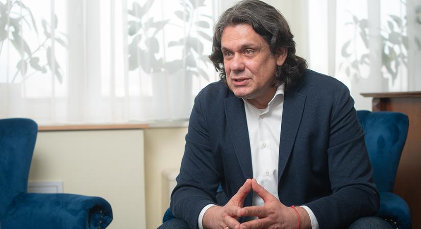 Deutsch Tamás: Magyar Péter mentelmi ügyében tíz hónapja tart a „pofátlan időhúzás” - Demokrata