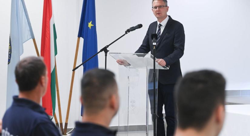 Rétvári Bence: Magyar rendőrök védIK a szerb-észak-macedón határt és a bolgár-török határt - Demokrata
