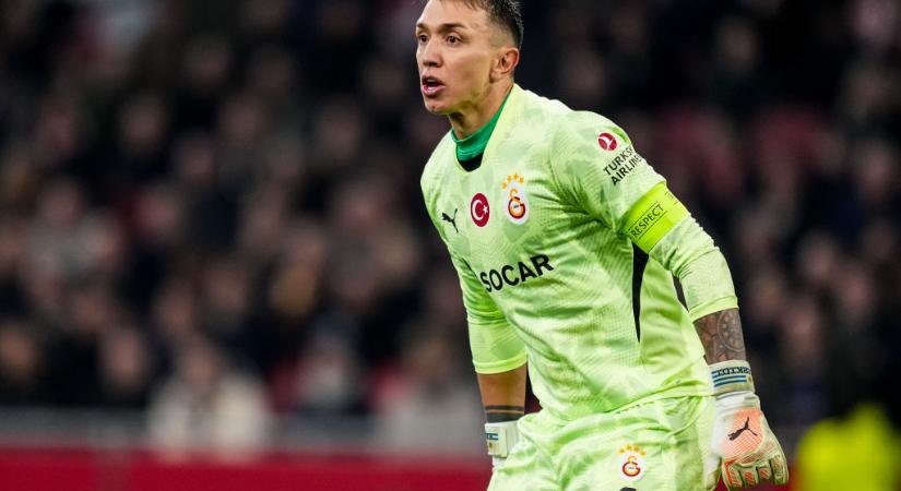 Az argentin bajnokságba igazolt a Galatasaraytól 14 év után távozó veterán uruguayi hálóőr! – HIVATALOS - FociClub