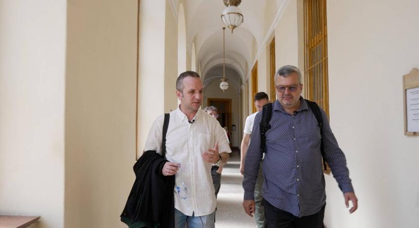 Elavult szótári értelmezések és nem jogi értelemben használt tények a Szuverenitásvédelmi Hivatal fegyvertárában - Átlátszó