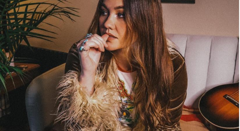 Valaki hozza már el Sinead Burgesst Magyarországra! - Koncert.hu