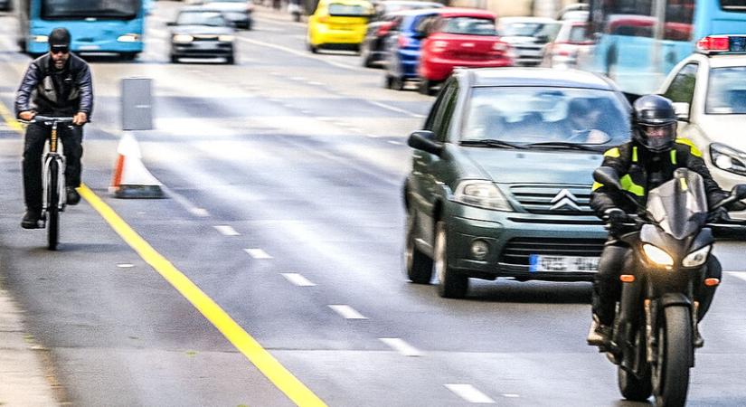 Már sokkal több balesetet okoznak a kerékpárosok, mint a motorvezetők - Száguldozó... bicajosok? - SportMotor