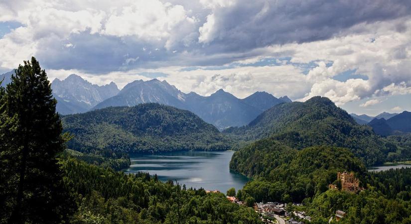 Friss hírek a szörnyű baleset szenvedett magyar siklóernyősről - naphire.hu