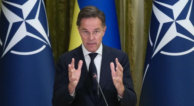 A NATO főtitkára Oroszország legyőzésére szólított fel a fegyverkezési versenyben - Karpat.in.ua