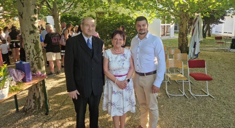 Generációkat tanított - Venczli Miklósné Márta Németh László-díjat kapott - Vaol