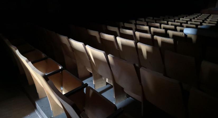 Így moziztak a századforduló előtt: Felfedtük az elfeledett Fejér megyei mozi titkait - Feol