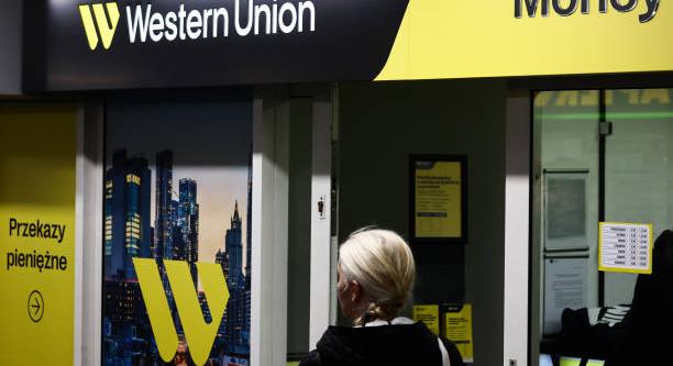 Az Ukreximbank megszünteti az átutalásokat bizonyos pénzátutalási rendszereken keresztül - Karpat.in.ua