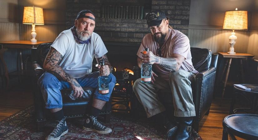A magyar bartenderek most olyan lehetőséget kapnak, ami egyszer adódik az életben: Jason Momoaval és Blaine Halvorsonnal – a Meili Vodka alapítóival – találkozhatnak a #CleanSpiritWildHeart koktélverseny keretében - Digital Hungary