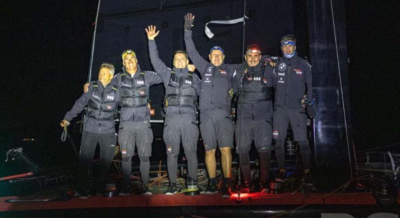 Az RSM katamarán, Vándor Róbert és csapata nyerte az IT KLIMA Service Ezüst szalagot! - Porthole