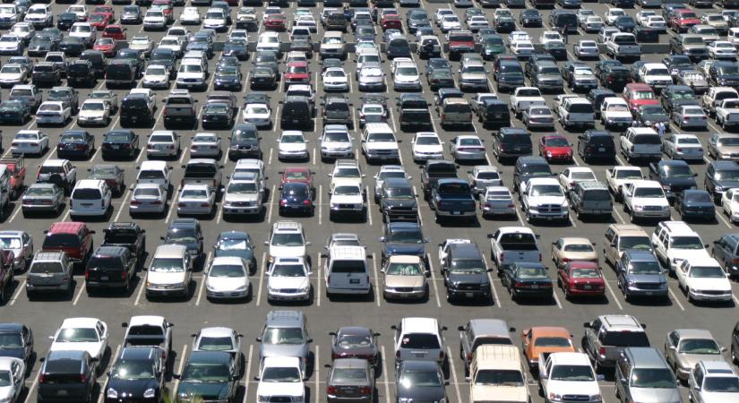 Nincsenek könnyű helyzetben a magyar vállalkozások: vagyonokat szórnak el erre - Pénzcentrum - Autó