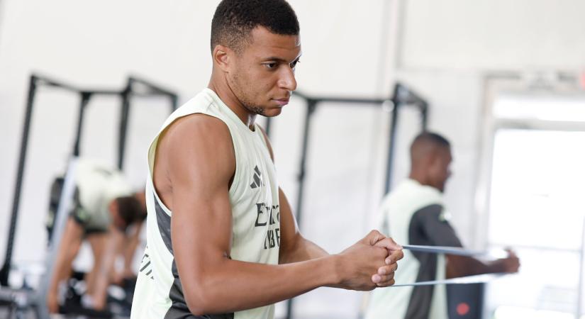 Durván lefogyott – Mbappé állapota aggasztóbb, mint gondolták - Sport365