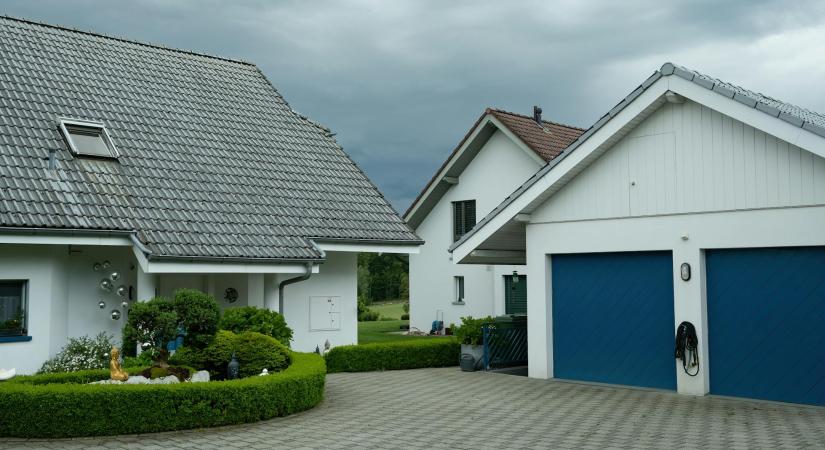 Eladnád a családi házat? Így növelheted az értékét akár 10-20 millióval - Blikk
